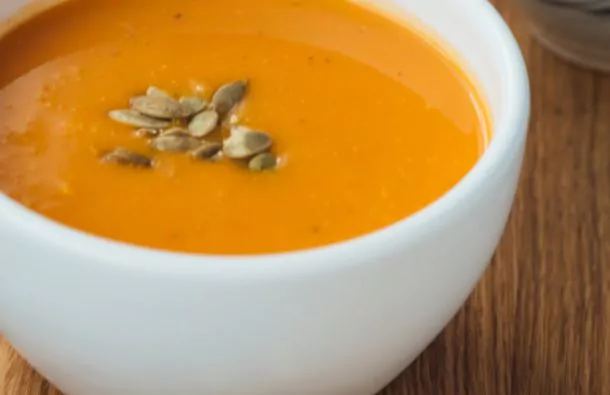 Les conseils de la naturopathie pour l&rsquo;hiver : la soupe de légumes réconfortante